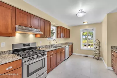 655 Front Street, Union Beach, NJ 07735 - Photo 22