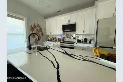 813 Ensign Avenue, Beachwood, NJ 08722 - Photo 6