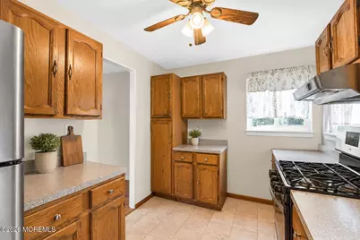 342 Aldrich Road, Howell Township, NJ 07731 - Photo 8
