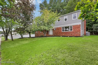 11 Colts Brook Road, Marlboro Township, NJ 07746 - Photo 2