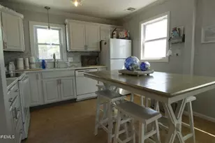 117 Philadelphia Ave, Point Pleasant Beach, NJ 08742 - Photo 4