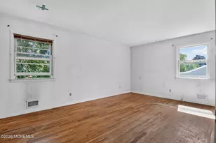 110 Iris Dr, Neptune Township, NJ 07753 - Photo 14