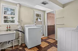 110 Iris Dr, Neptune Township, NJ 07753 - Photo 8