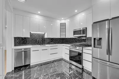 663 Saint Andrews Place, Manalapan Township, NJ 07726 - Photo 14
