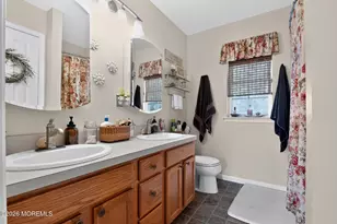 105 Hollow Oak Ln, Manahawkin, NJ 08050 - Photo 22