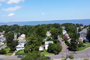 920 S Concourse, Keyport, NJ 07735 - Photo 2