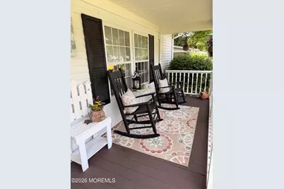 8 Tanglewood Drive, Cream Ridge, NJ 08514 - Photo 2