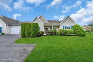 49 Foxwood Rd, Lakewood, NJ 08701 - Photo 4