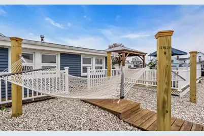 129 Jeteemale Drive, Manahawkin, NJ 08050 - Photo 2