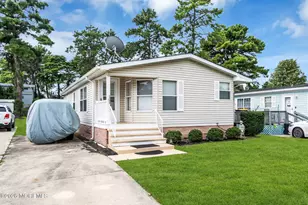 103 Briarwood Ct, Whiting, NJ 08759 - Photo 2