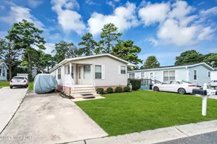 103 Briarwood Ct, Whiting, NJ 08759 - Photo 4