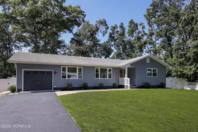 15 Walnut Street, Beachwood, NJ 08722 - Photo 2