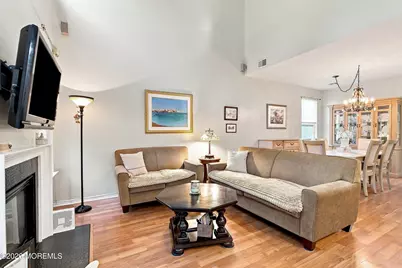 37 Manhattan Drive, Brick, NJ 08723 - Photo 6