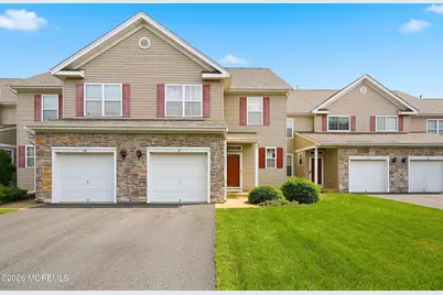 37 Manhattan Drive, Brick, NJ 08723 - Photo 2