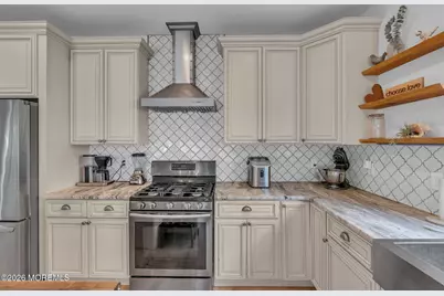 302 Curtis Avenue, Point Pleasant Beach, NJ 08742 - Photo 8