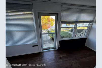106 E Edinburgh Lane, Lakewood, NJ 08701 - Photo 10