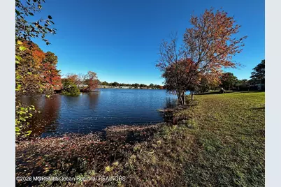 106 E Edinburgh Lane, Lakewood, NJ 08701 - Photo 4