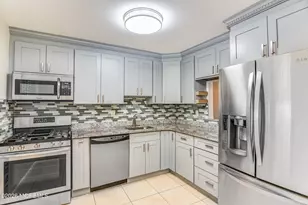 65 County Rd, Cliffwood, NJ 07721 - Photo 12