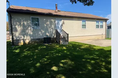 1213 Cable Avenue, Beachwood, NJ 08722 - Photo 4