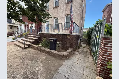 709 Stuyvesant Avenue, Lyndhurst Township, NJ 07071 - Photo 1