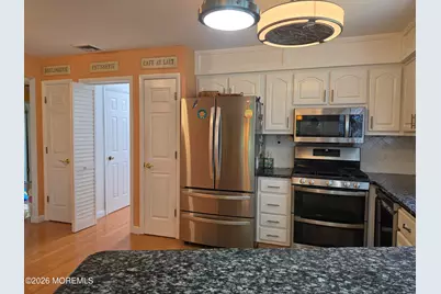 6 Burns Court, Brick, NJ 08724 - Photo 10