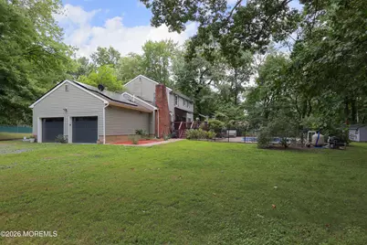 139 Sleepy Hollow Road, Red Bank, NJ 07701 - Photo 6