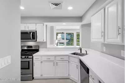 477 Ocean Avenue N #H1, Long Branch, NJ 07740 - Photo 14
