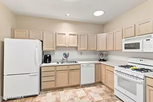 405 Harrier Dr, Monroe Township, NJ 08831 - Photo 14