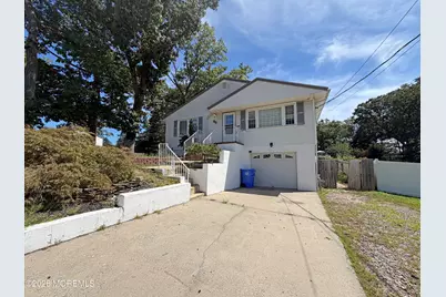 35 Ruth Place, Eatontown, NJ 07724 - Photo 2