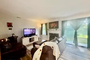 15 Saddle Ct, Tinton Falls, NJ 07753 - Photo 8