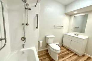 67 Overlook Way, Manalapan Township, NJ 07726 - Photo 10