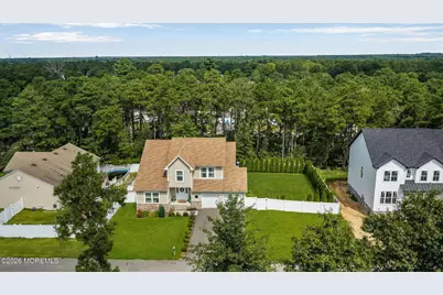 609 Amsterdam Avenue, Toms River Township, NJ 08757 - Photo 46
