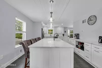 609 Amsterdam Avenue, Toms River Township, NJ 08757 - Photo 12