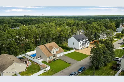 609 Amsterdam Avenue, Toms River Township, NJ 08757 - Photo 48
