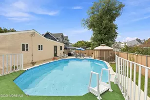45 Woodshore W, Old Bridge Township, NJ 08857 - Photo 16