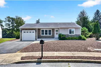 5 Shaw Court, Toms River Township, NJ 08757 - Photo 2