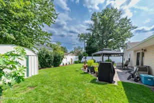 46 Deborah Ln, Aberdeen Township, NJ 07747 - Photo 6