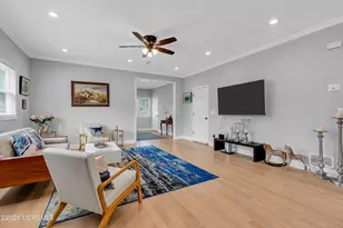 46 Hudson Ave, Middletown, NJ 07748 - Photo 10