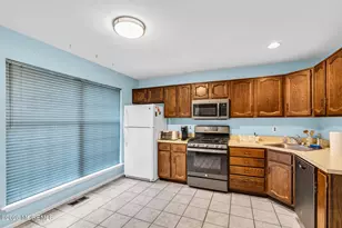 302 Bent Trail, Toms River Township, NJ 08753 - Photo 10