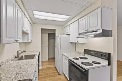 63 Stonehurst Boulevard #G, Freehold, NJ 07728 - Photo 12