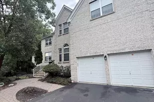 2 Amanda Ct, Manalapan Township, NJ 07726 - Photo 24