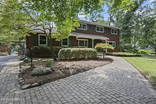 47 Birchwood Ct, Tinton Falls, NJ 07724 - Photo 1