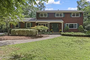 47 Birchwood Ct, Tinton Falls, NJ 07724 - Photo 2