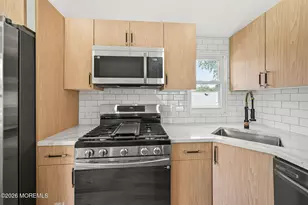 181 Hilltop Blvd, Keyport, NJ 07735 - Photo 8