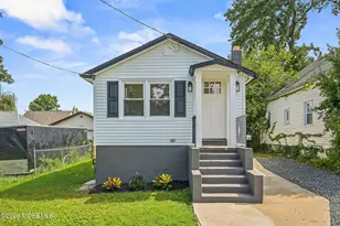 181 Hilltop Blvd, Keyport, NJ 07735 - Photo 2