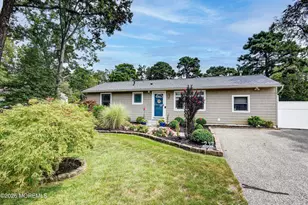 217 Larchwood Dr, Brick, NJ 08723 - Photo 1