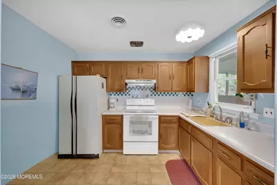 40 Constitution Boulevard, Whiting, NJ 08759 - Photo 10