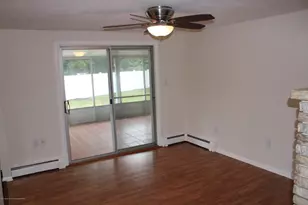 254 Admiral Ave, Beachwood, NJ 08722 - Photo 4