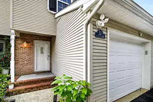 11 Lucia Ct, Matawan, NJ 07747 - Photo 2