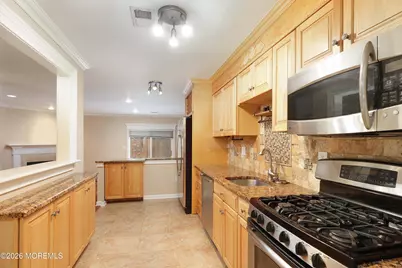 117 Lexington Circle, Matawan, NJ 07747 - Photo 12